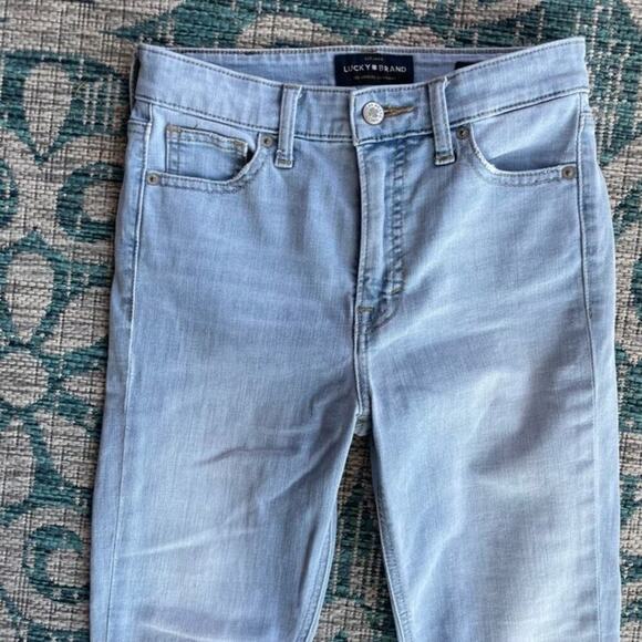 Lucky Brand Bridgette Skinny Jeans - Picture 3 of 13